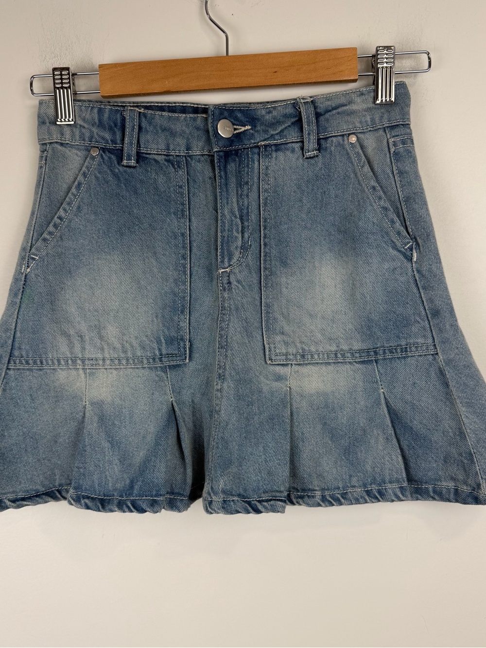 Joe’s Girl’s Denim Skirt Light Wash Blue 4 Pockets Adjustable Waist Size 12 NWOT